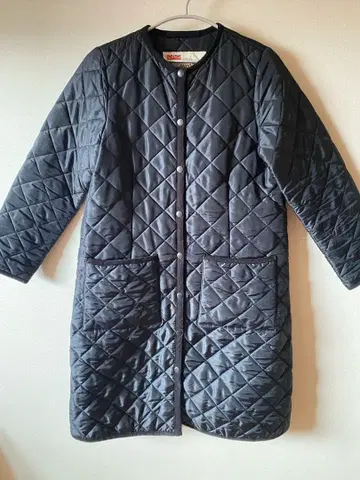 아크리 롱 블랙 사이즈 34 블랙 버튼 트래디셔널 웨더