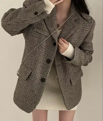 브라운 계열 체크 테일러드 자켓