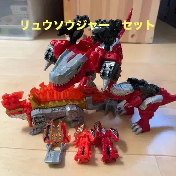 류소우저 변형 로봇 세트 소프트 비닐 포함