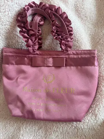 메종 드 플뢰르 프릴 백