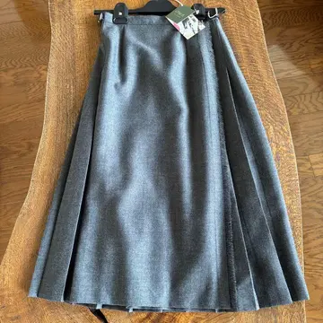 O'NEIL OF DUBLIN 그레이 플리츠 스커트