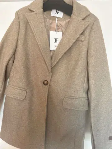 JF 베이지 체스터 코트