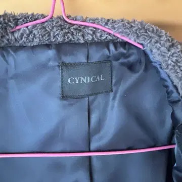 CYNICAL 블랙 더플 코트 후드 부착