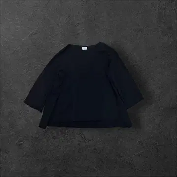 새상품급 yuni 일본제 포켓 포함 풀오버 롱 슬리브 티셔츠