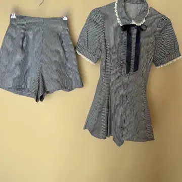 시크릿허니 스트라이프 프릴 포함 셋업