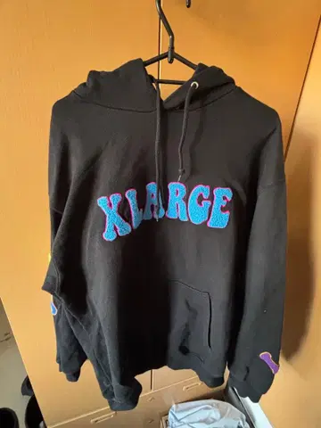 XLARGE 블랙 후드티 L 사이즈