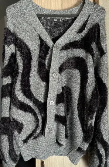 HARE 이소자이 라인 스팽글 가디건 하레