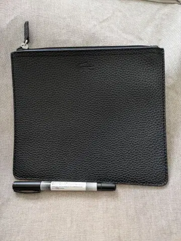 블랙 가죽 클러치백