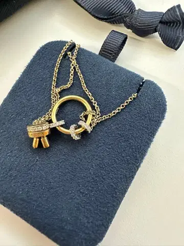 [ 가격 인하 ] apm monaco 목걸이