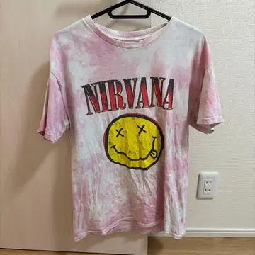 NIRVANA 스마일리 페이스 티셔츠 M 사이즈