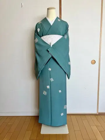 이중 기모노 코몬 비즈 패턴 그레이쉬 그린 순수 실크 탄고 크레이프 원단