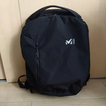 MILLET 블랙 백팩