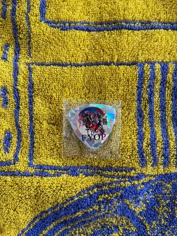 B'z LIVE-GYM 2025 FYOP 피크 배지