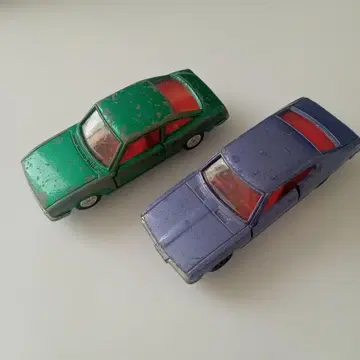 미니카 그린과 보라색 세트