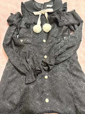 앙크루즈 퐁퐁 리본 원피스