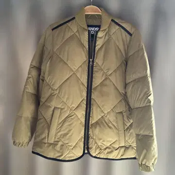 랜즈엔드 여성용 퀼팅 점퍼 기재 사이즈는 S이지만 9호 정도입니다