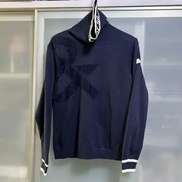 and per se 네이비 하이넥 스웨터 &마크