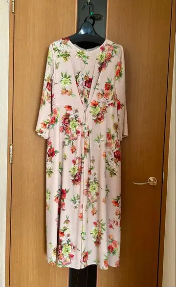 [ 새상품 ] Sybilla 크리스마스로즈 프린트 드레스