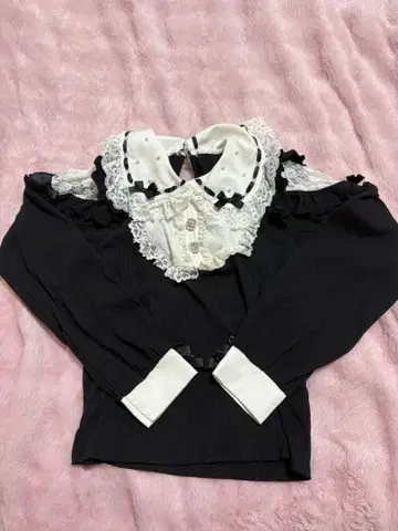 노에미 블라우스