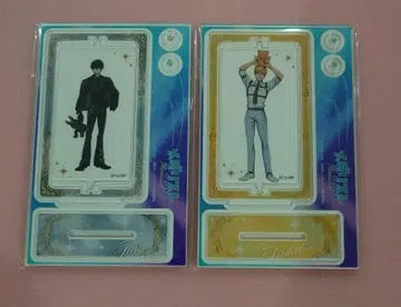 메달리스트 흑백 코디 회전 아크릴 스탠드 아키라 우라지 요타카 준