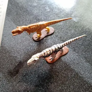 공룡 피규어 T-Rex 2체 세트 해양당 초코라자우르스