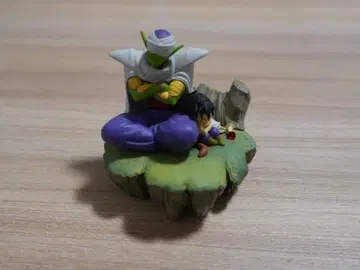 드래곤볼 피콜로와 오반 피규어