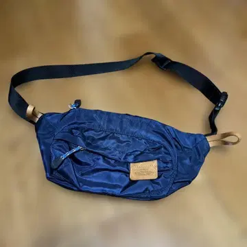 heart made factory 바디백