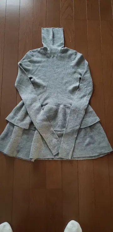 FREE'S PHRA 그레이 니트 스웨터 페플럼 니트 M