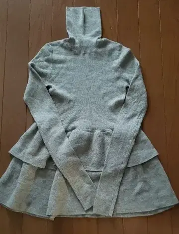 FREE'S PHRA 그레이 니트 스웨터 페플럼 니트 M