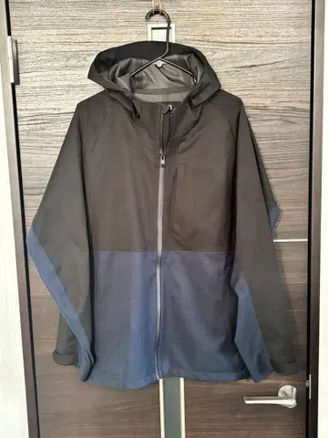 유니클로 블록테크 후드티