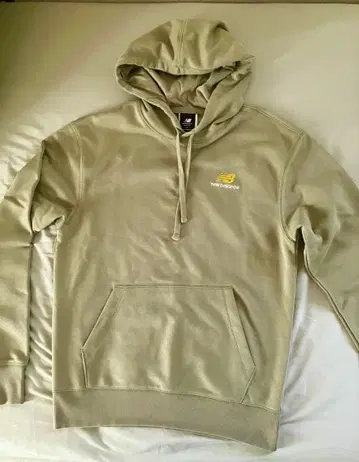 뉴발란스 카키 후드티 사이즈 1