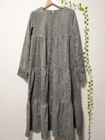 merlot 멀로 [ F ] 코듀로이 롱 원피스 카키 A 라인