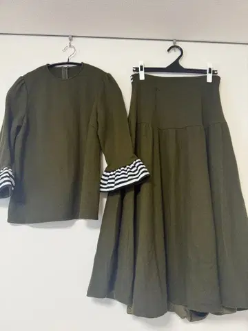 가을 겨울용 셋업(상 36, 하 38) | 보더스 앳 발코니