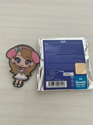 LESSERAFIM x 마이멜로디&쿠로미 핀즈 사쿠라