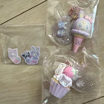 산리오 메조 피아노 콜라보 시크릿 참 쿠로미 2점 씰 2장 포함