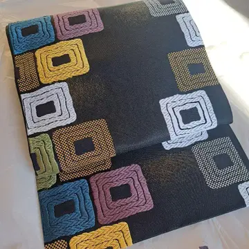 컬러풀한 기하학 패턴 후쿠로 오비