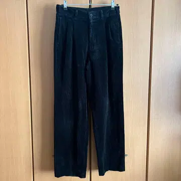 CASEY JONES 블랙 코듀로이 팬츠