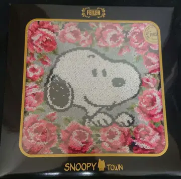 새상품 레어 페이 스누피 로즈리즈 2019년