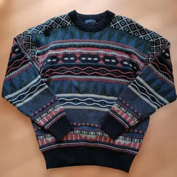 쇼와 레트로 80s, 기하학 패턴의 멀티 컬러 니트 스웨터
