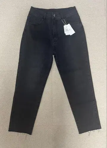 [택 포함] 프로즈 베일 스트레치 테이퍼드 데님