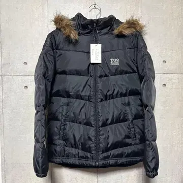 후드 부착 블랙 다운 자켓