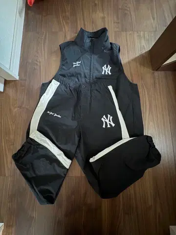 New York Yankees 나일론 자켓 팬츠 세트 s