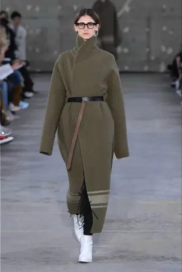 HYKE 울 리버 롱 코트