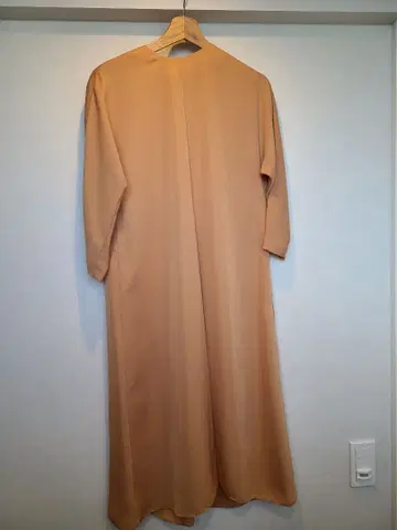 TOMORROWLAND 오렌지 긴팔 무릎 기장 원피스