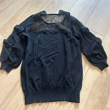 [ 더블 스탠다드 클로징 ] 블랙 레이스 니트