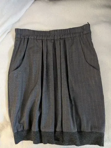 브루넬로쿠치넬리 울 스커트