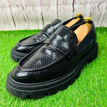 [ 컨디션 최상 ] ZARA 자라 로퍼 통굽 엠보 가죽 성인식 25.5