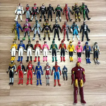 전대, 가면라이더 등 피규어 세트