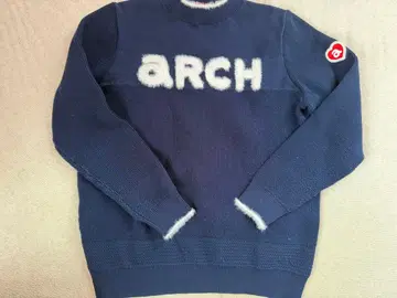 알치비오 로고 네이비 니트 스웨터