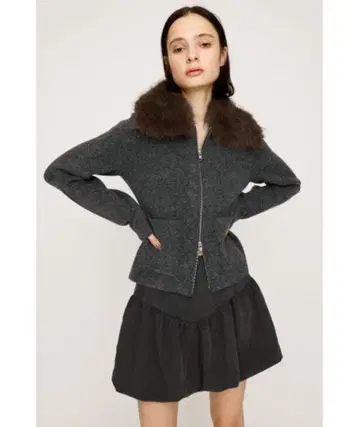 [ SLY ] 퍼 포함 니트 스웨터 미사용 새상품